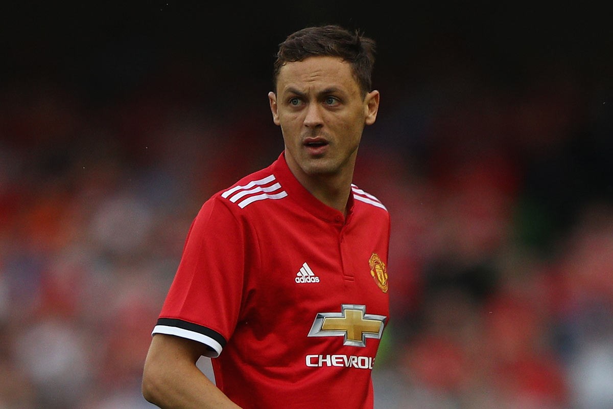 多次猛烈的 多次猛烈的